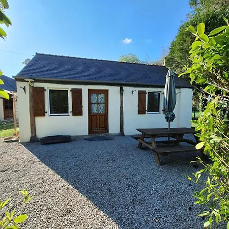 Le Chemin Des Hetres Holiday home Armaille